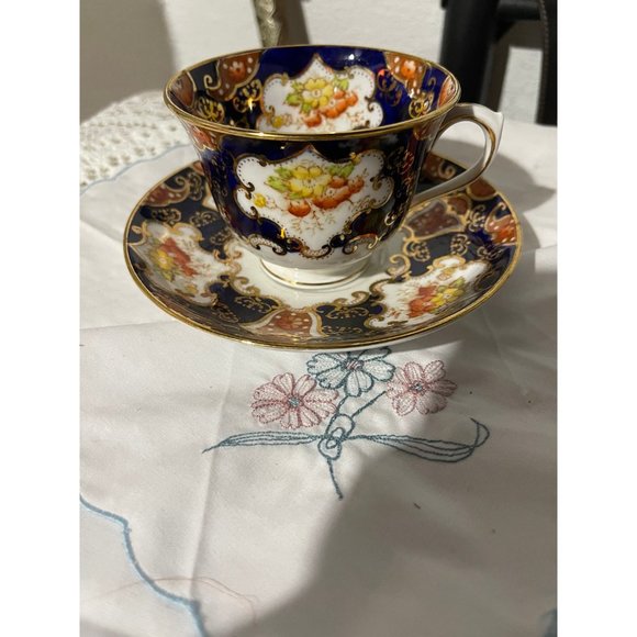 VINTAGE Royal Albert Bone China Rare Royal Albert Crown China England - Alhambra - Picture 2 of 4